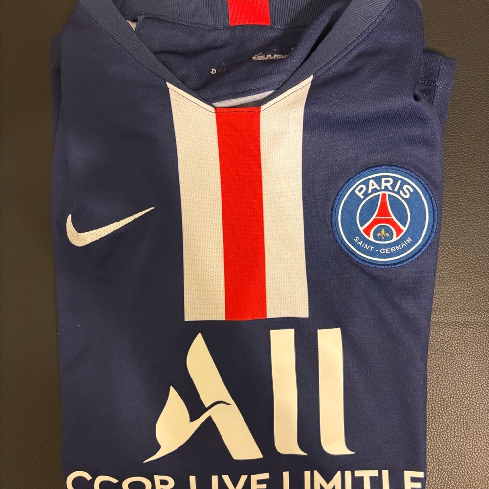 Paris Saint Germain Long Sleeve Kit